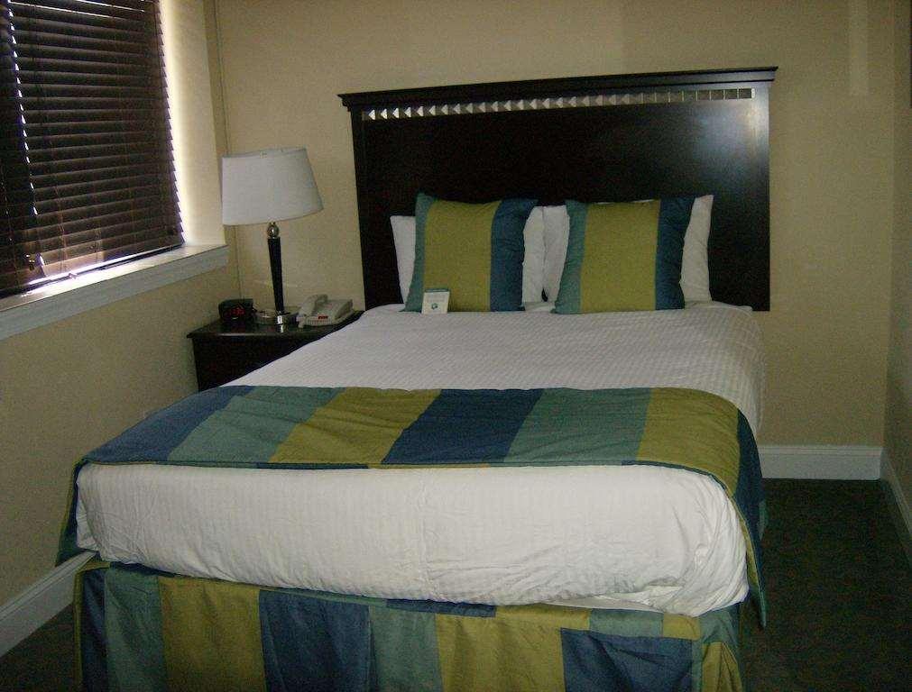 19 Atlantic Hotel Вирджиния-Бич Номер фото